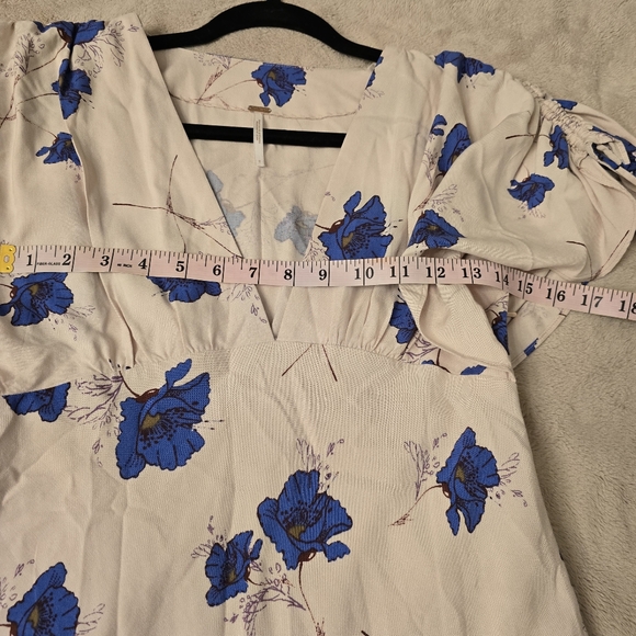 FREE PEOPLE MELANIE Blue FLORAL Beige RUCHED SLEEVE MINI DRESS SZ 0 Babydoll - Picture 13 of 16
